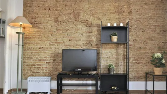 Apartments in Barcelona Ciutat Vella - photo 5