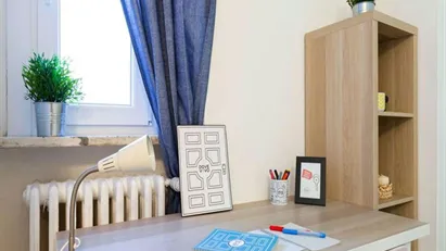 Room for rent in Buccinasco, Lombardia