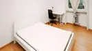 Room for rent, Milano Zona 6 - Barona, Lorenteggio, Milan, Via Antonio Cecchi