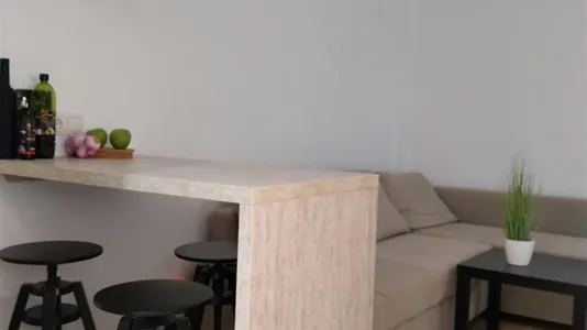 Rooms in Mislata - photo 8