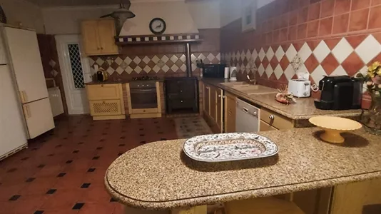 Houses in Marinha Grande - photo 7