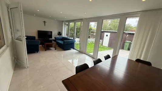 Houses in Botkyrka - photo 12