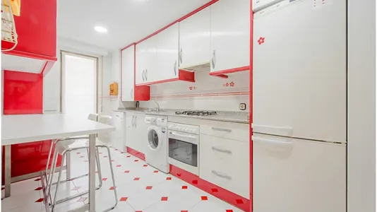 Rooms in Madrid Salamanca - photo 9