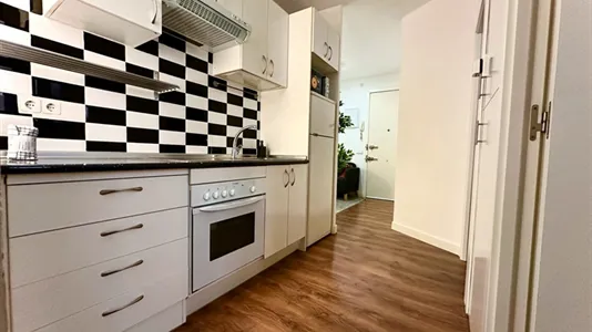 Rooms in Madrid Centro - photo 7