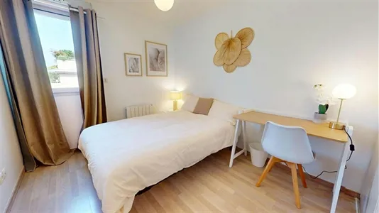 Rooms in Lyon - photo 2