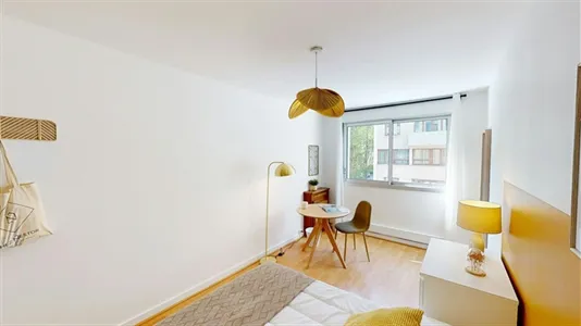 Rooms in Paris 15ème arrondissement - photo 2