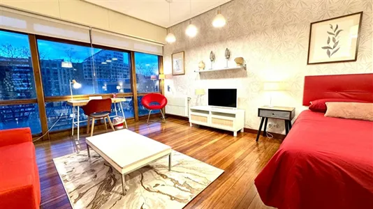 Rooms in Bilbao - photo 4