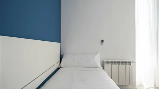 Rooms in Madrid Centro - photo 5
