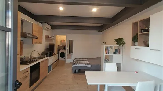 Apartments in Milano Zona 5 - Vigentino, Chiaravalle, Gratosoglio - photo 2