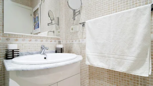 Apartments in Madrid Centro - photo 8