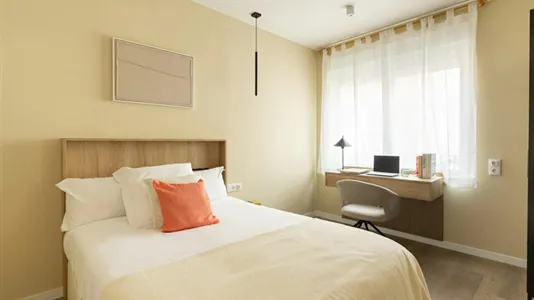 Rooms in Madrid Chamberí - photo 4