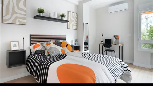 Rooms in Madrid Chamberí - photo 1