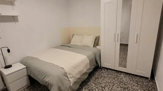 Rooms in Alaquàs - photo 3