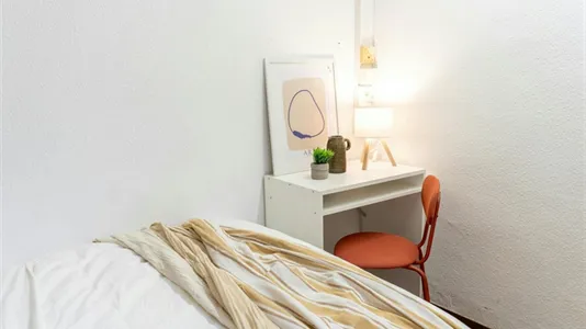 Rooms in Barcelona Eixample - photo 4