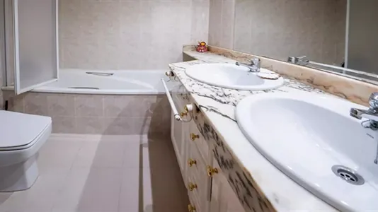 Rooms in Valencia Algirós - photo 9