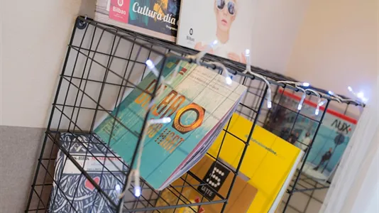 Rooms in Bilbao - photo 9