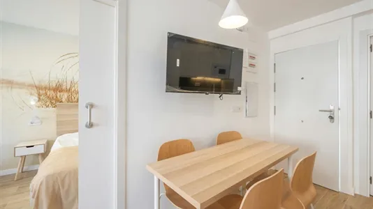 Apartments in Los Claveles - photo 10