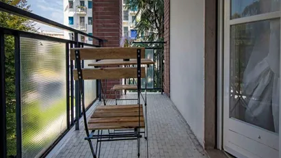 Room for rent in Milano Zona 6 - Barona, Lorenteggio, Milan