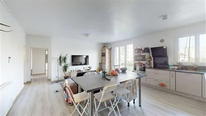 Room for rent in Tours, Centre-Val de Loire