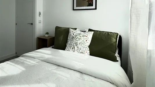 Rooms in Madrid Chamartín - photo 4