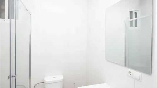 Rooms in Valencia Extramurs - photo 5
