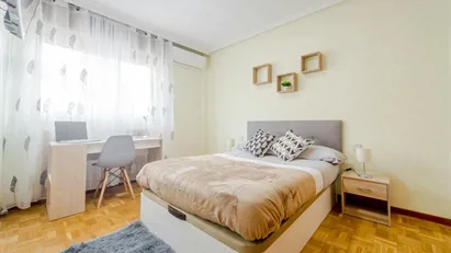 Room for rent in Madrid Fuencarral-El Pardo, Madrid