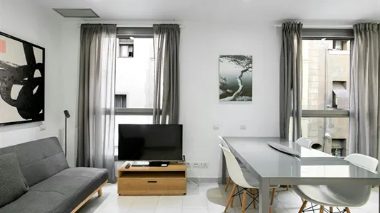 Apartments in Barcelona Ciutat Vella - photo 4