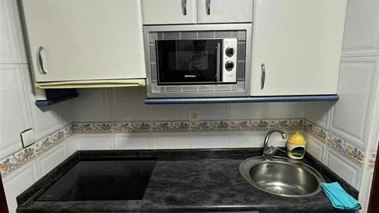 Rooms in Bilbao - photo 10