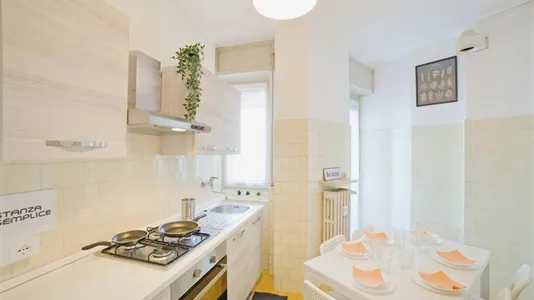 Rooms in Lecco - photo 10