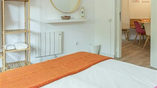 Rooms in Barcelona Eixample - photo 9