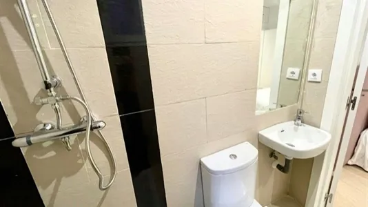 Rooms in Madrid Tetuán - photo 9