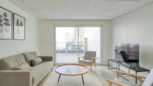 Apartments in Bobigny - photo 9