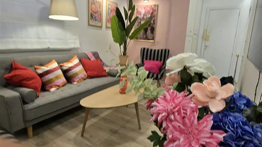 Rooms in Barcelona Eixample - photo 8