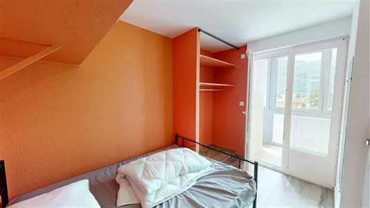 Rooms in Saint-Julien-en-Genevois - photo 3