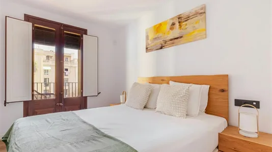 Apartments in Barcelona Ciutat Vella - photo 8