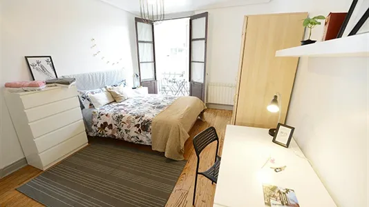 Rooms in Bilbao - photo 1