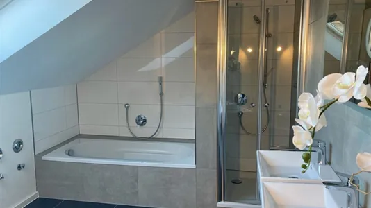 Rooms in Bergstraße - photo 6