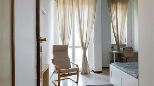 Rooms in Buccinasco - photo 4