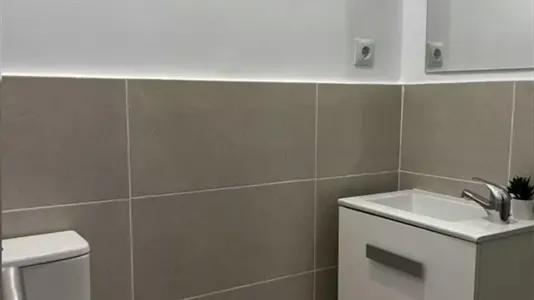 Rooms in Madrid Retiro - photo 7