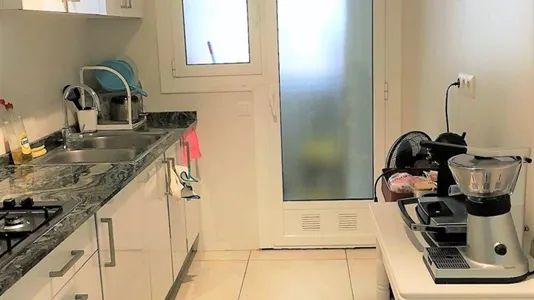 Rooms in Barcelona Sants-Montjuïc - photo 9