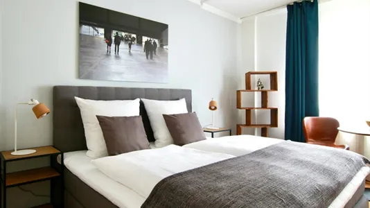 Apartments in Cologne Innenstadt - photo 8