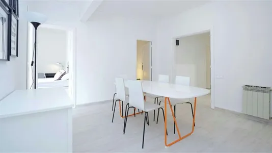 Rooms in Barcelona Eixample - photo 9