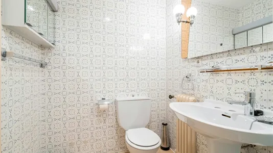 Rooms in Madrid Salamanca - photo 10