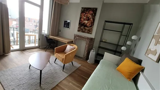 Rooms in Brussels Sint-Jans-Molenbeek - photo 2