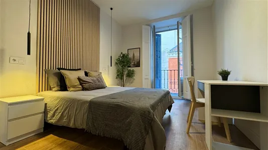 Rooms in Madrid Centro - photo 4