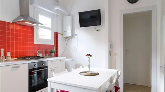 Rooms in Milano Zona 8 - Fiera, Gallaratese, Quarto Oggiaro - photo 9