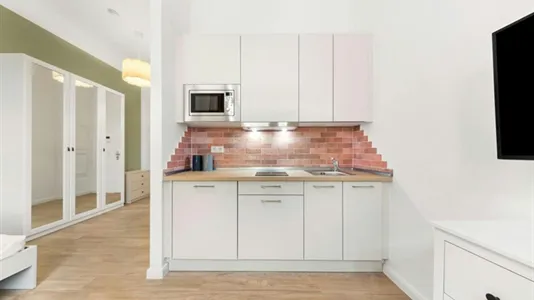 Apartments in Location is not specified - photo 4