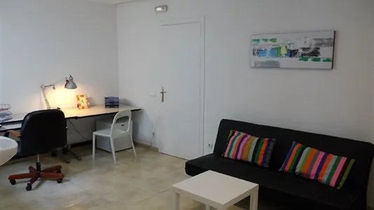 Rooms in Barcelona Gràcia - photo 4