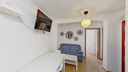 Rooms in Zaragoza - photo 8