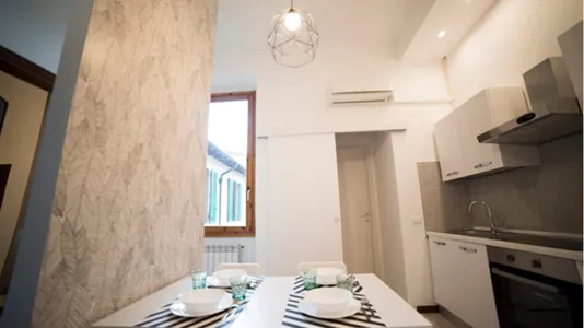 Rooms in Florence - photo 8